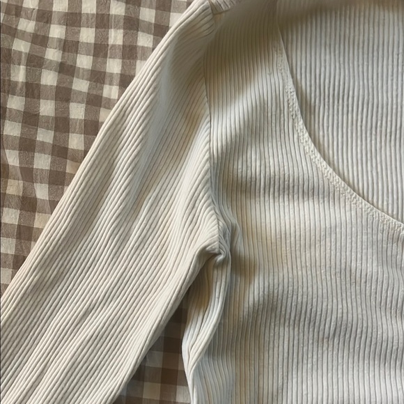 White Ribbed Button-Up Top - Picture 5 of 9